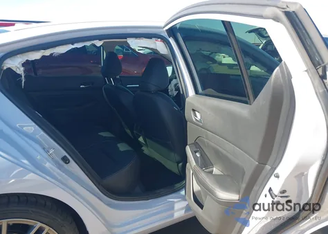 2024 z USA, uszkodzony, nr VIN 1N4AL4CV1RN317320